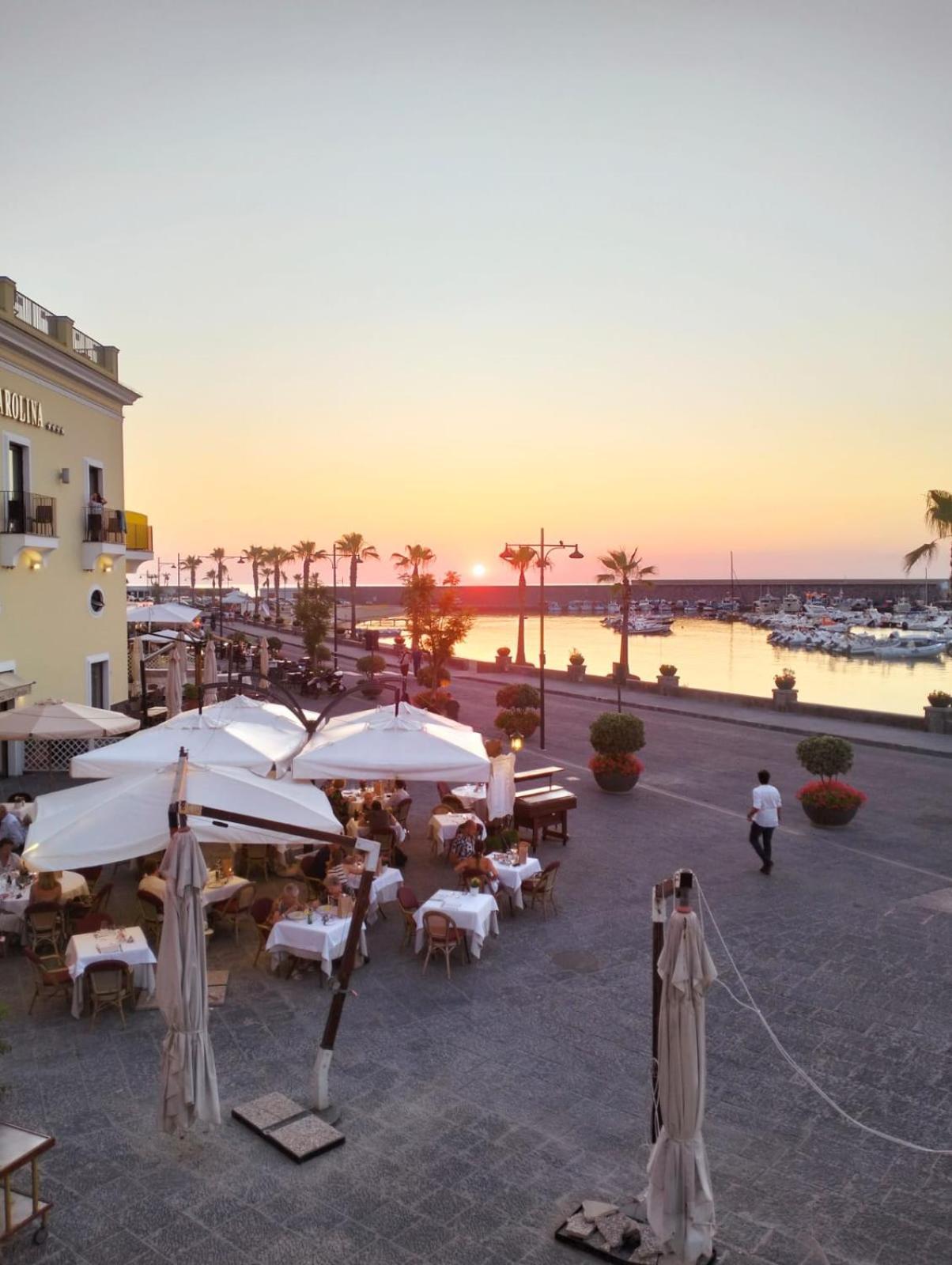 Aura Exclusive Fronte Mare * Ischia